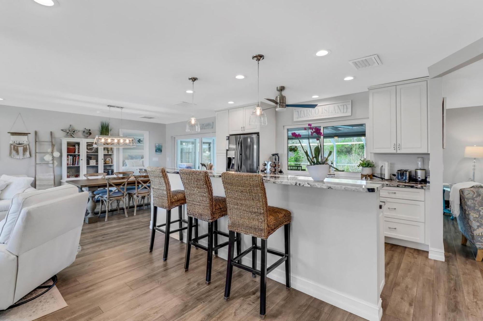 Inviting Lakeview Home L Pool L Close To Beaches Марко Айлънд Екстериор снимка
