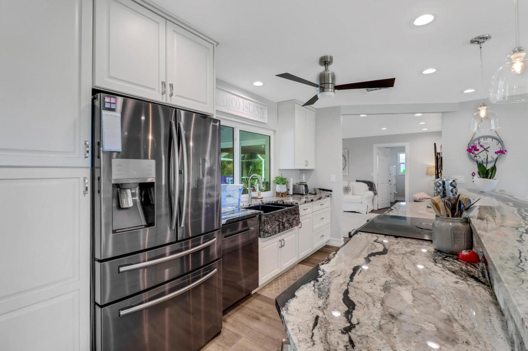 Inviting Lakeview Home L Pool L Close To Beaches Марко Айлънд Екстериор снимка